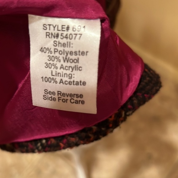 Cabi multicolored vest with button down front and ties. Size M, great condition - Picture 7 of 7